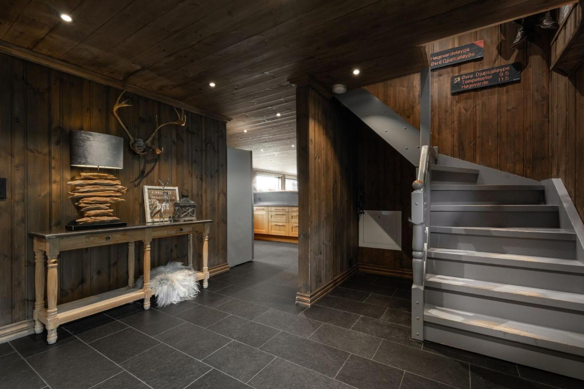 Norefjell - Storhytte Med Jacuzzi Og Fantastisk Beliggenhet Noresund Luaran gambar