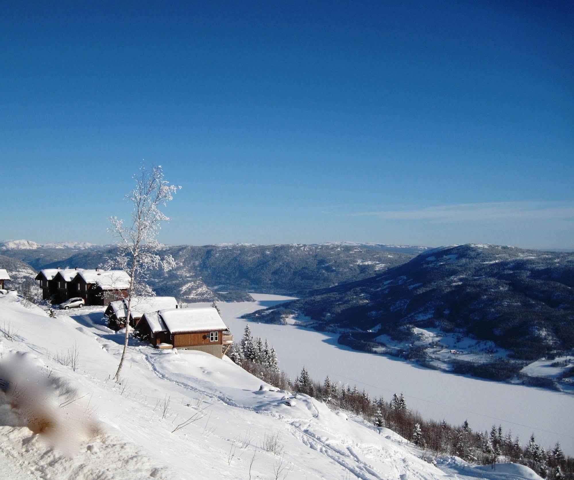 Norefjell - Storhytte Med Jacuzzi Og Fantastisk Beliggenhet Noresund Luaran gambar
