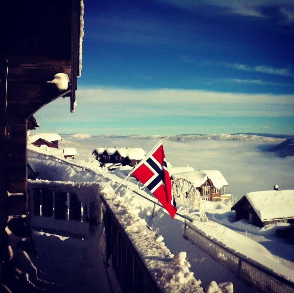 Norefjell - Storhytte Med Jacuzzi Og Fantastisk Beliggenhet Noresund Luaran gambar