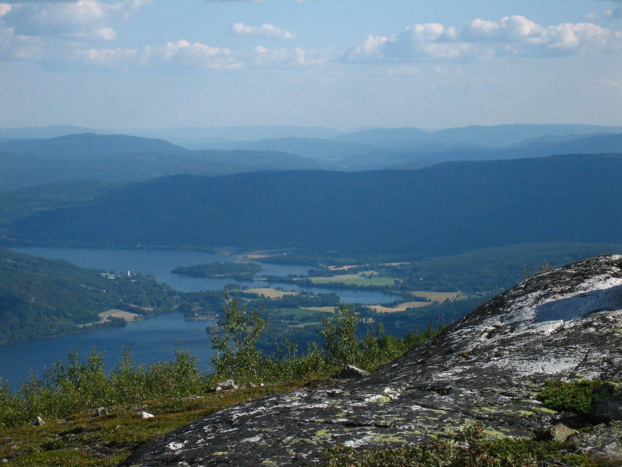Norefjell - Storhytte Med Jacuzzi Og Fantastisk Beliggenhet Noresund Luaran gambar